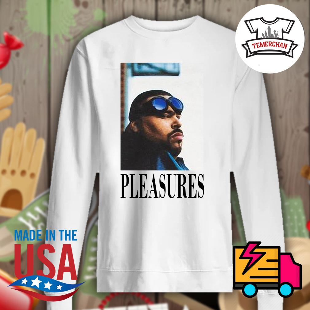 pleasures big pun tee