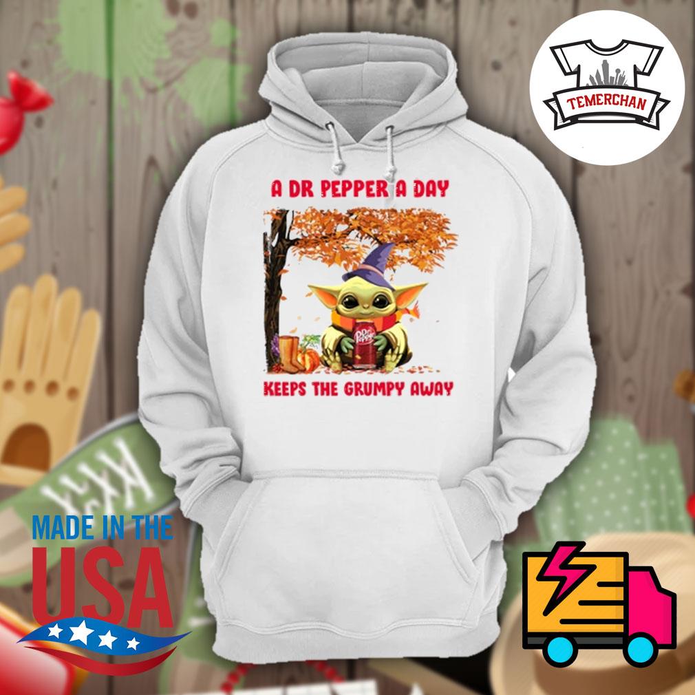 https://images.temerchan.com/wp-content/uploads/2020/09/baby-yoda-a-dr-pepper-a-day-keeps-the-grumpy-away-halloween-tree-shirt-Hoodie.jpg